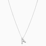 Colar personalizado com a inicial