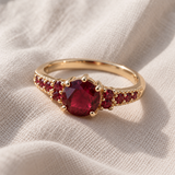 Anel dourado elegante Celia Ardelynn