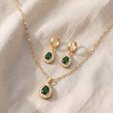 Conjunto elegante de joias douradas Rheya Lysandelle