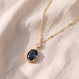 Colar dourado elegante Thessia Lunebray