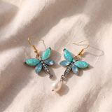 Brincos vintage elegantes em forma de borboleta, com opala verde e pérola