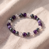 Pulseira elegante com berloques de ametista e ágata
