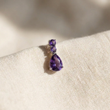 Brincos pendentes elegantes e brilhantes com ametista