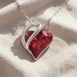 Colar de cristal em forma de coração – Símbolo do amor