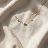Colar elegante com pérolas naturais de água doce