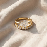 Conjunto de anéis dourados Savaya | Joalharia dourada elegante