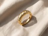 Anel croissant em dourado