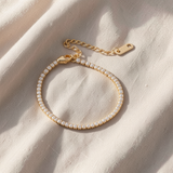 Elegante pulseira de ténis dourada Cordelia