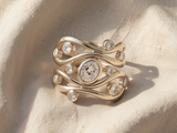 Anel de prata elegante com design irregular