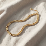Colar elegante de corrente cubana maciça, em dourado