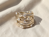 Anel boho dourado elegante para um visual moderno